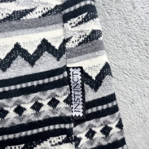 VTG Instinct Shirt Men XL AOP Aztec Diamond Stripe Surf Beach Skate USA Made Y2K - Picture 5 of 9